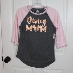 Disney Mom Shirt Womens XS Gray Pink‎ Raglan 3/4 Sleeve Top NWT